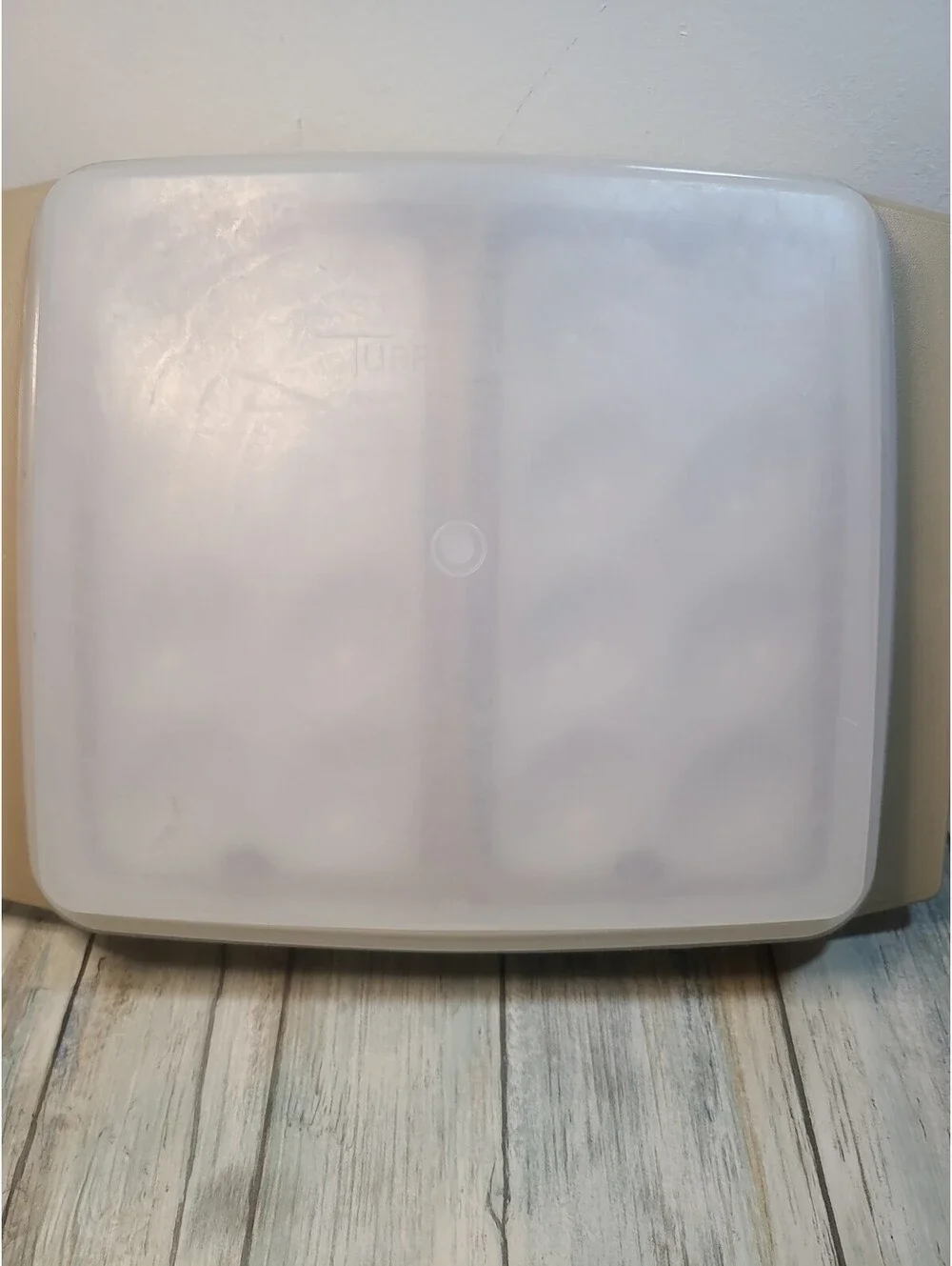 Tupperware this vintage